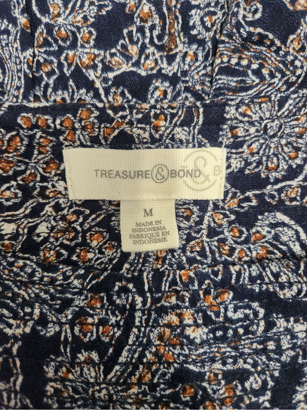 Treasure & Bond Balloon Long Sleeve Peplum Top in Navy Antique Floral Paisley. - Picture 8 of 14
